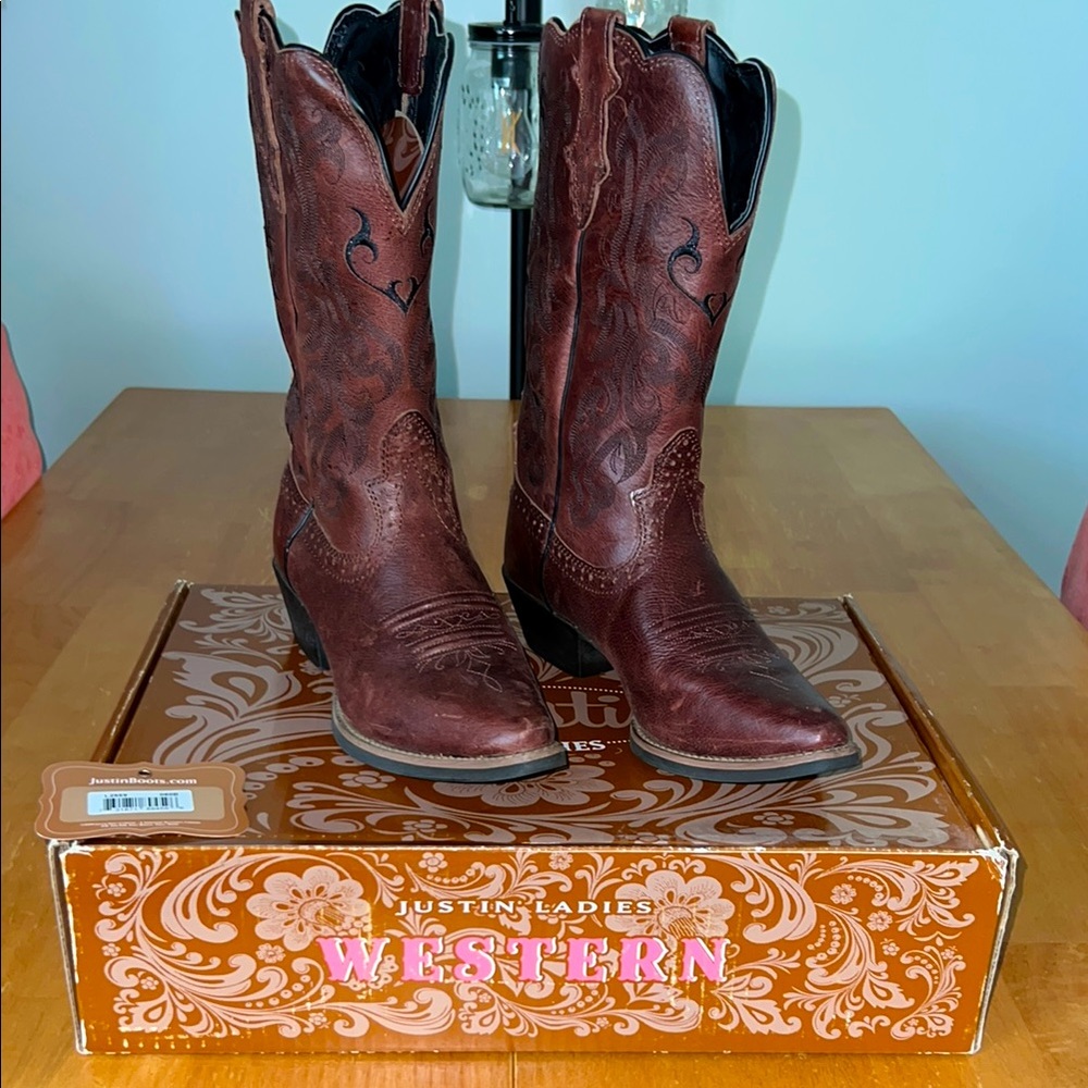 Justin Ladies Western Brown Boots